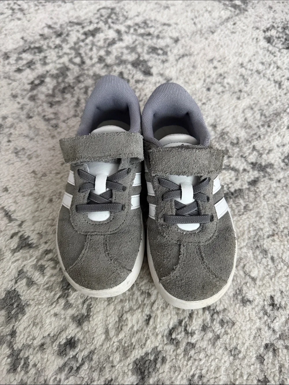 adidas padded stripe